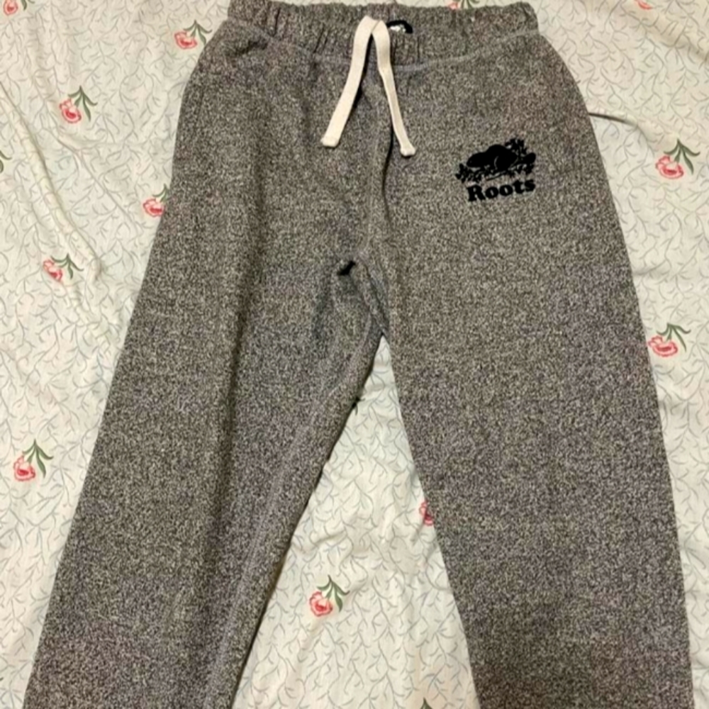 Roots pants